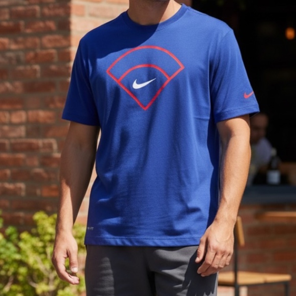 NIKE• Boys Classic Baseball Base DriFit Baseball Tee•L 6/7